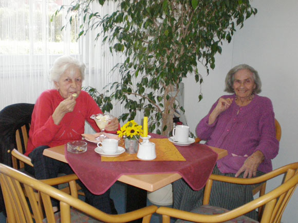 Das Cafe der Seniorenresidenz Großziethen Das Cafe der Seniorenresidenz Großziethen